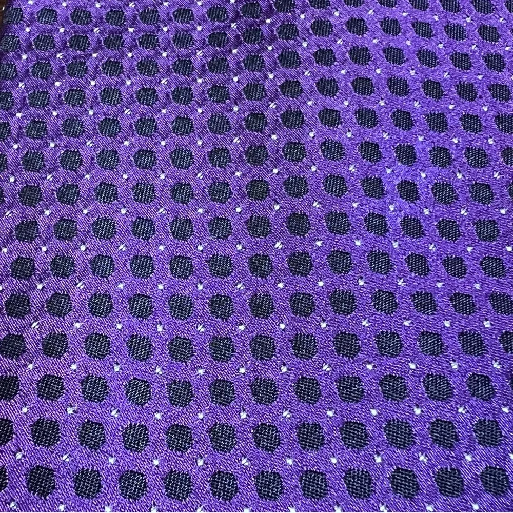 HUGO Boss Purple/Black Polka Dot Print 100% Silk Tie Made in Italy 🇮🇹 - Picture 4 of 9
